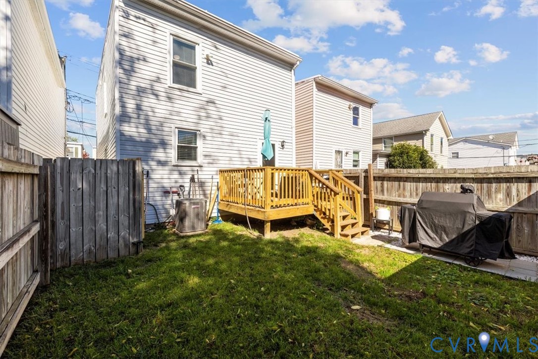 1606 Decatur Street Richmond, VA 23224 - Photo 23 of 24 a view of a backyard with a sitting area