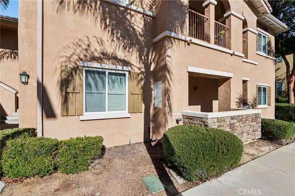 $425,000 | 26368 Arboretum Way, Unit 3201, Murrieta, CA 92563