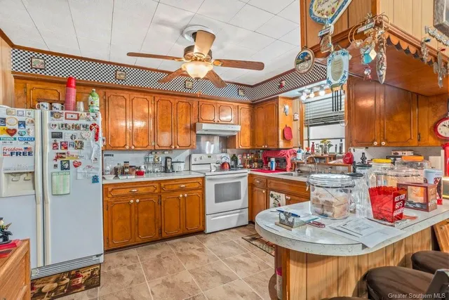 $269,900 | 206 South 2nd Street, Gueydan, LA 70542