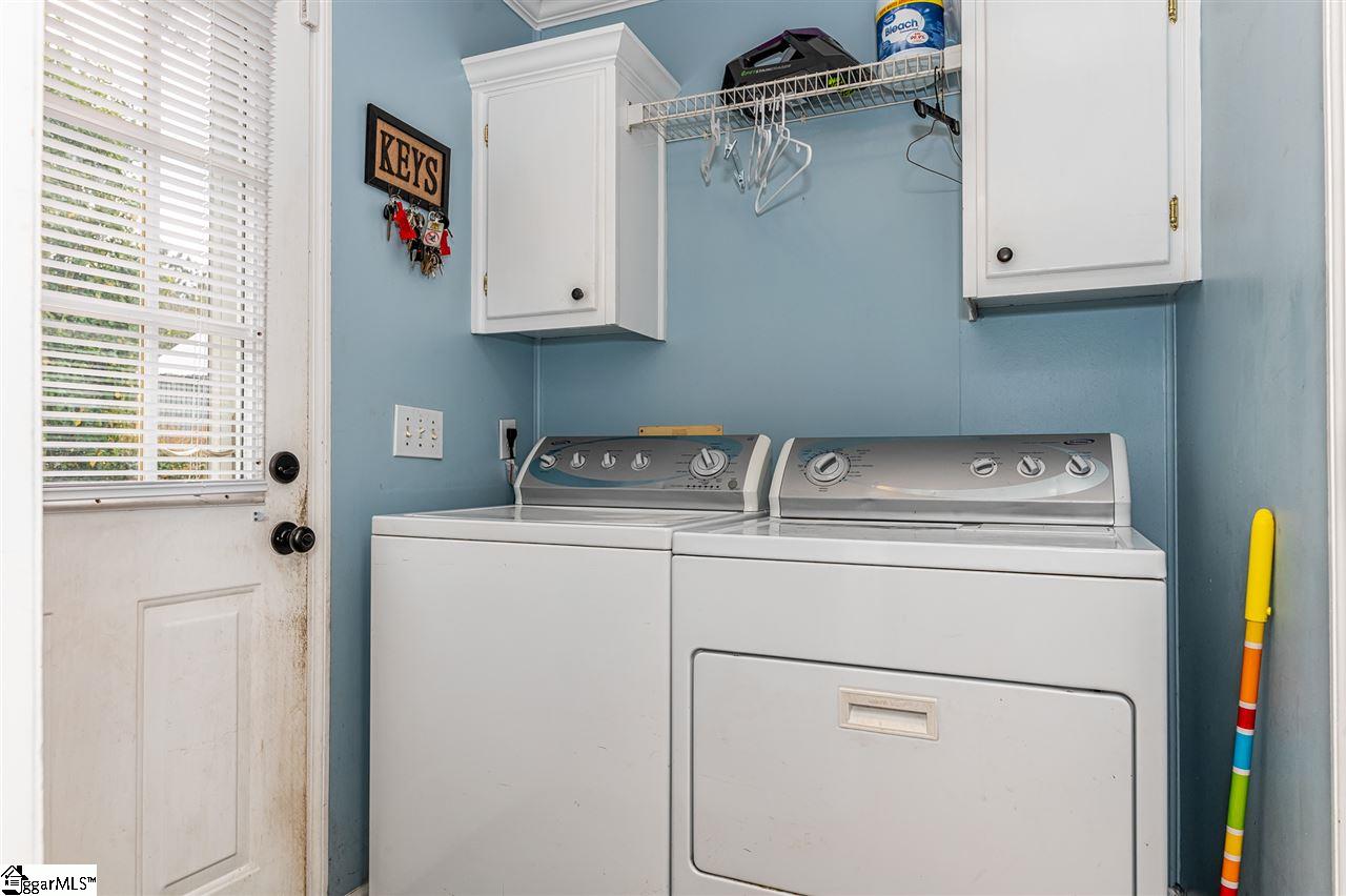 221 Reeves Road Honea Path, SC 29654 - Photo 14 of 28