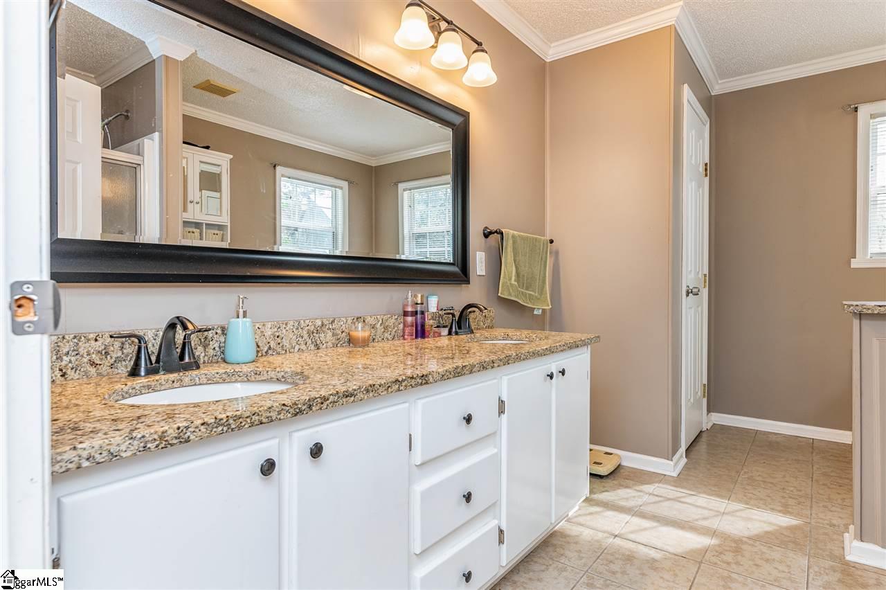 221 Reeves Road Honea Path, SC 29654 - Photo 16 of 28