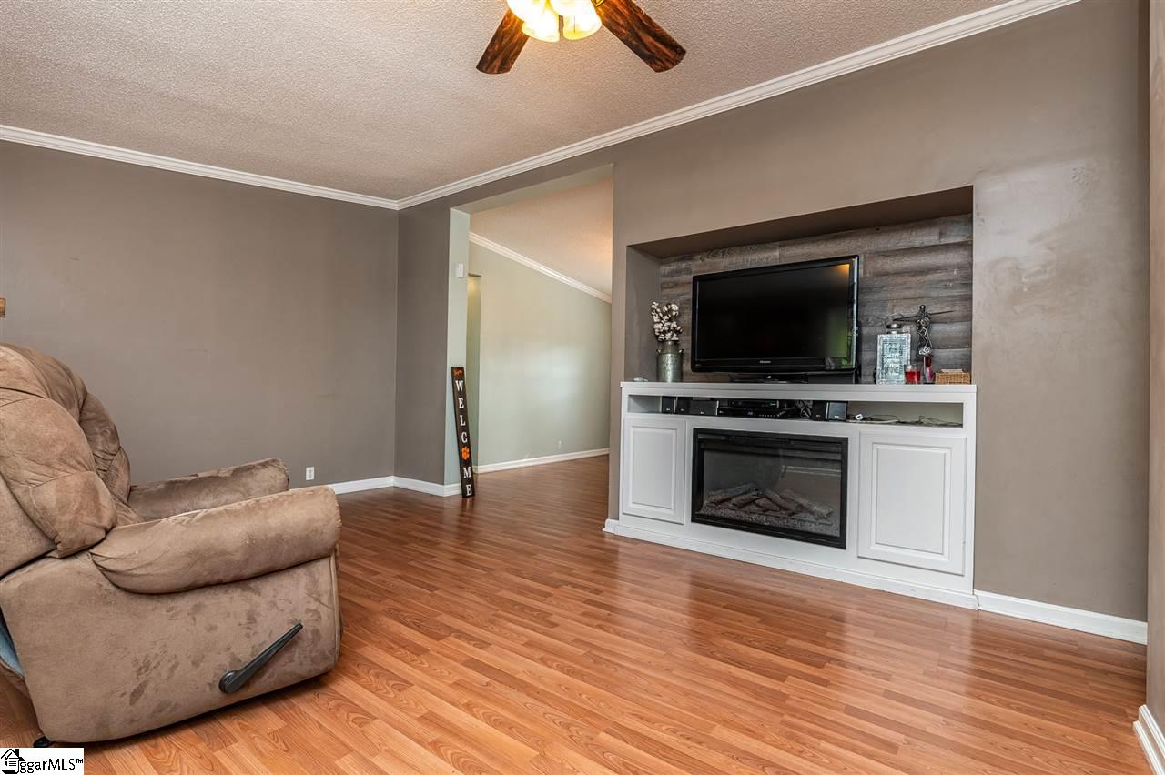 221 Reeves Road Honea Path, SC 29654 - Photo 6 of 28