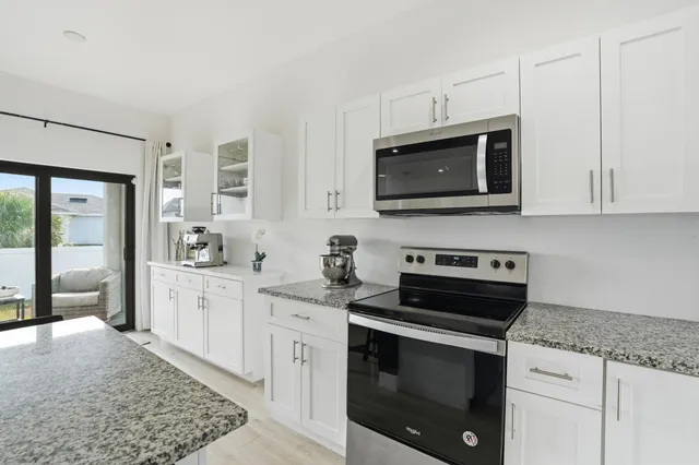 $360,000 | 1068 East Bass Court, LaBelle, FL 33935