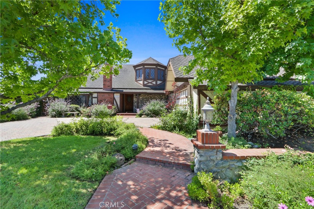 3142 Quail Run Road Rossmoor, CA 90720 - Photo 4 of 35