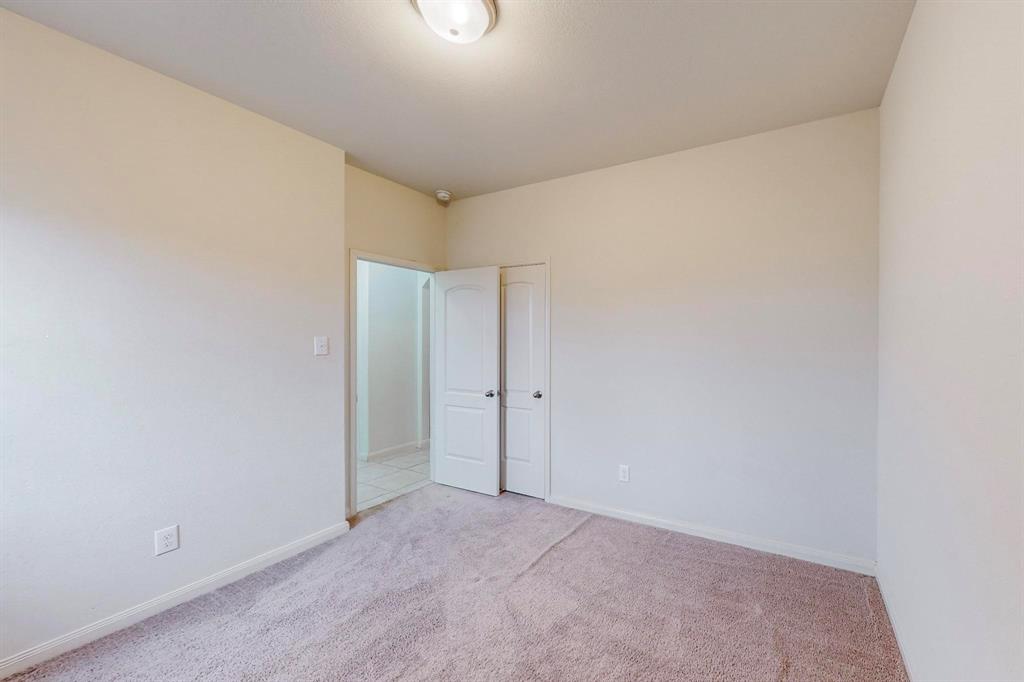 10 Kramer Court Sanger, TX 76266 - Photo 25 of 38 a view of an empty room