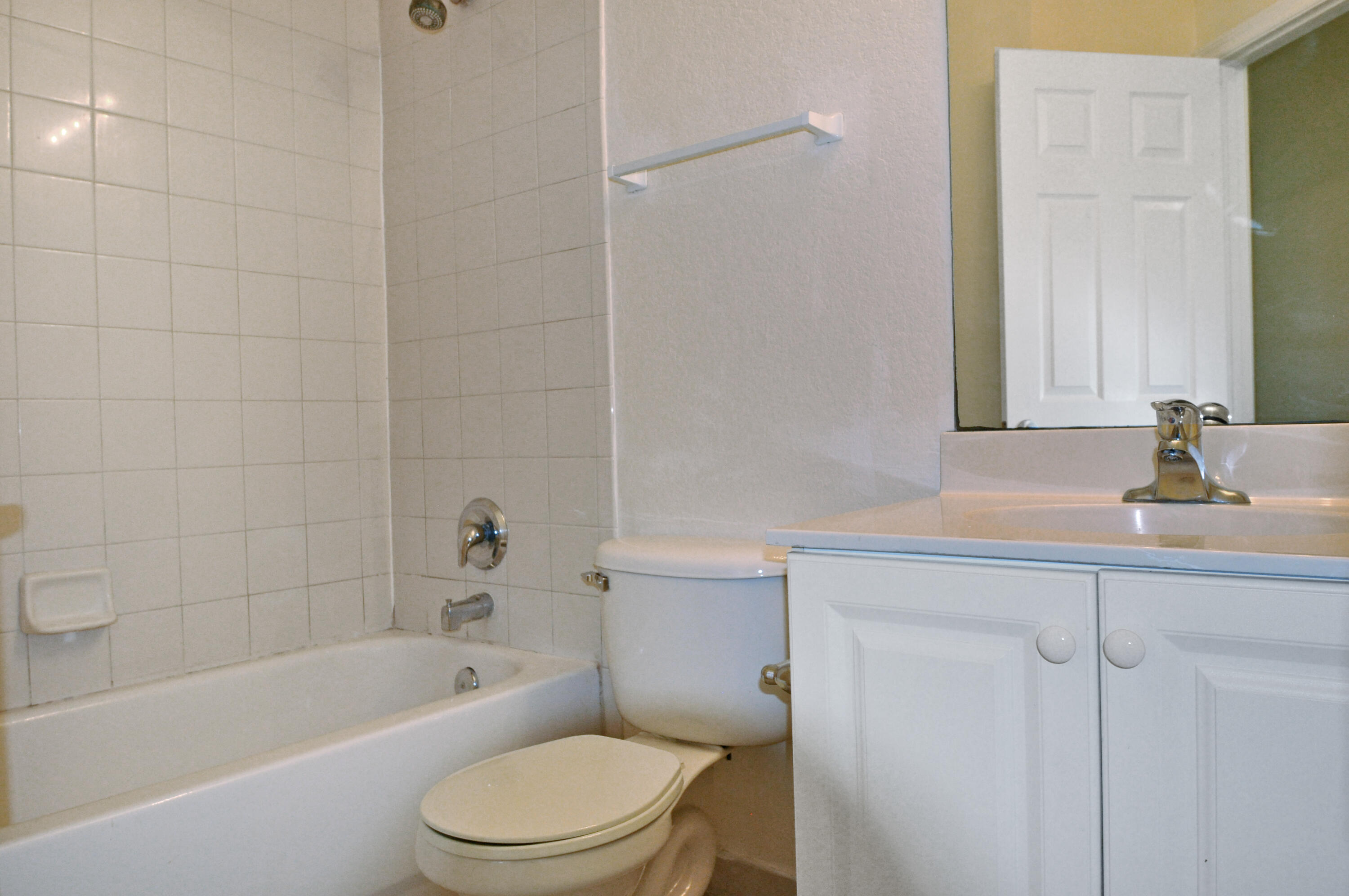 3615 Oleander Terrace Riviera Beach, FL 33404 - Photo 21 of 37 DSC_0033-1