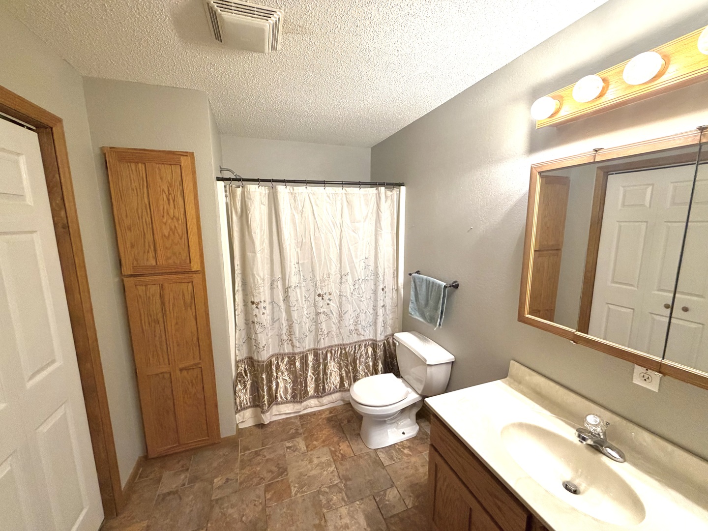 1095 East Base Line Road Centralia, IL 62801 - Photo 11 of 22
