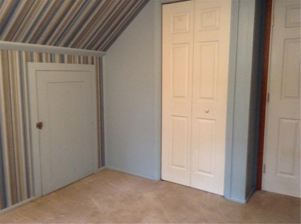 169 Foxwood Road Coraopolis, PA 15108 - Photo 5 of 13