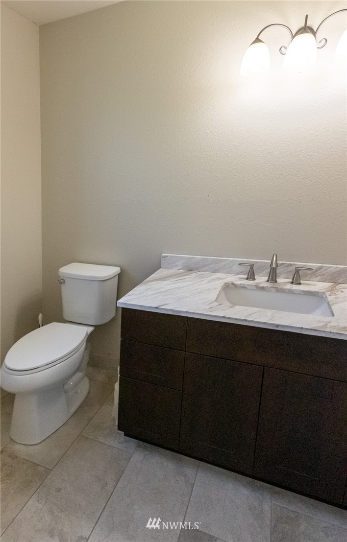 1060 Ridgeway Drive Lynden, WA 98264 - Photo 16 of 18 Gallery Image 16