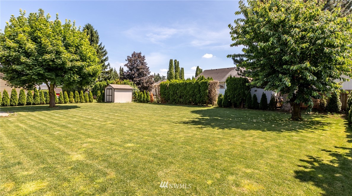 1060 Ridgeway Drive Lynden, WA 98264 - Photo 17 of 18 Gallery Image 17