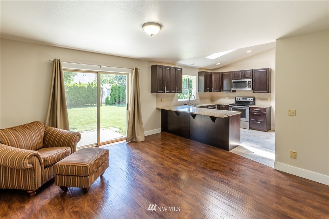 1060 Ridgeway Drive Lynden, WA 98264 - Photo 8 of 18 Gallery Image 8