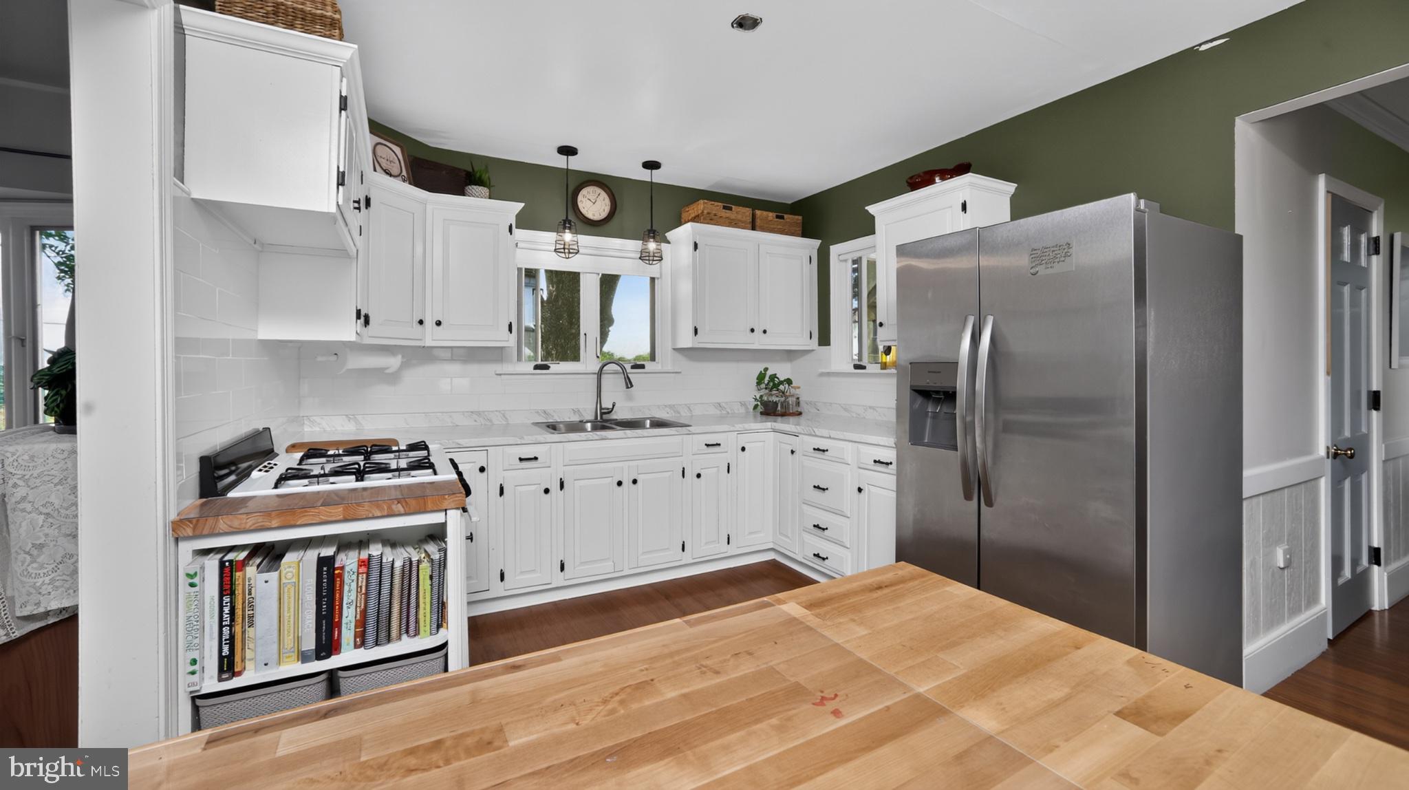 126 West Newport Road Lititz, PA 17543 - Photo 18 of 116 Gallery Image 18