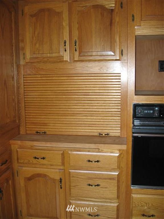 520 Southwest Chehalis Avenue Chehalis, WA 98532 - Photo 5 of 13 Gallery Image 5