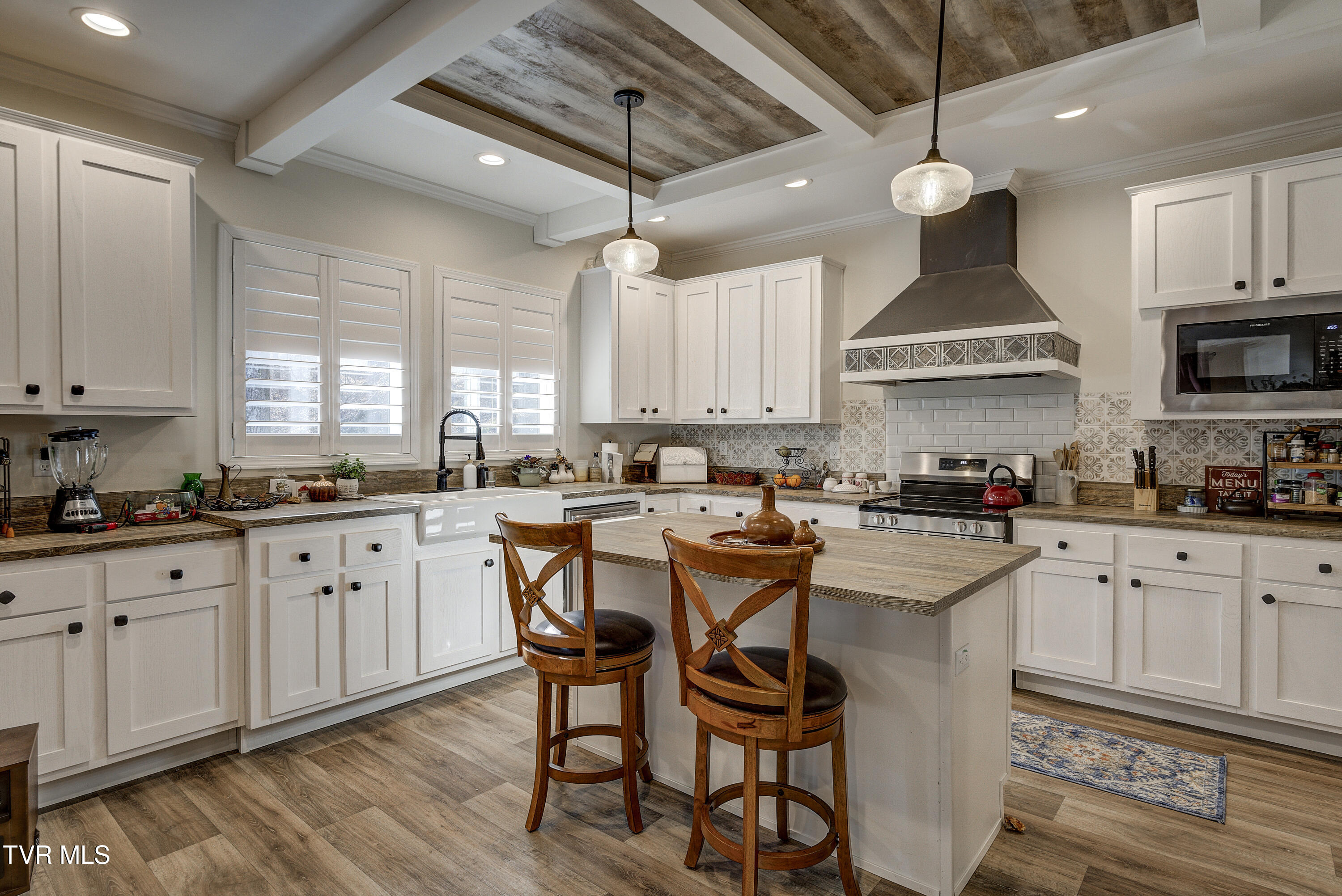 406 Mathis Road Flag Pond, TN 37657 - Photo 11 of 79 Mathis-14