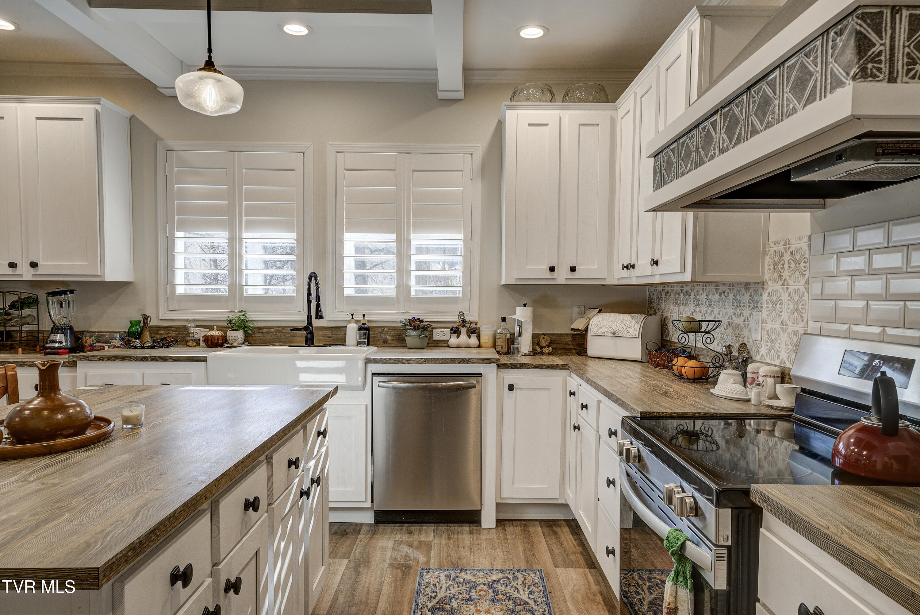 406 Mathis Road Flag Pond, TN 37657 - Photo 15 of 79 Mathis-22