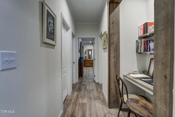 $465,000 | 406 Mathis Road, Flag Pond, TN 37657