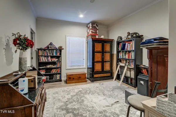 $465,000 | 406 Mathis Road, Flag Pond, TN 37657