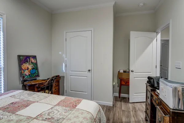 $465,000 | 406 Mathis Road, Flag Pond, TN 37657