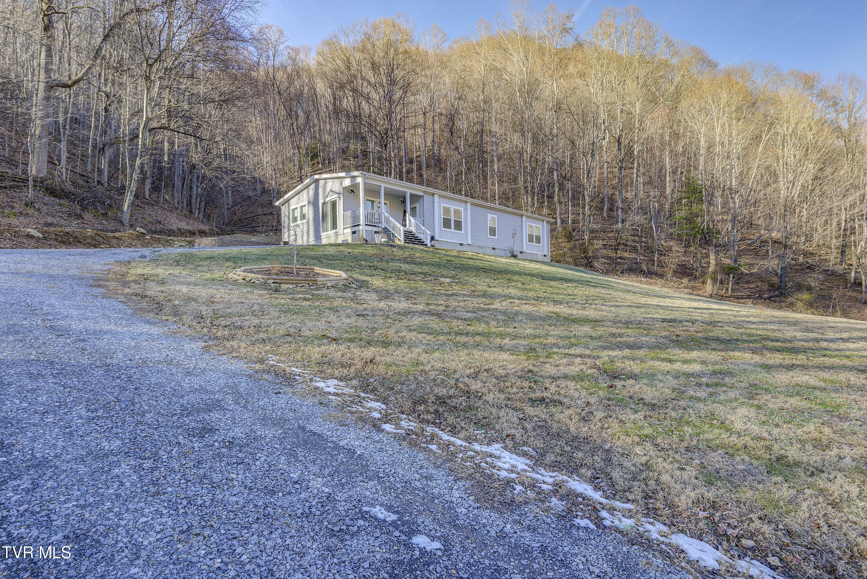 406 Mathis Road Flag Pond, TN 37657 - Photo 66 of 79 Mathis-77