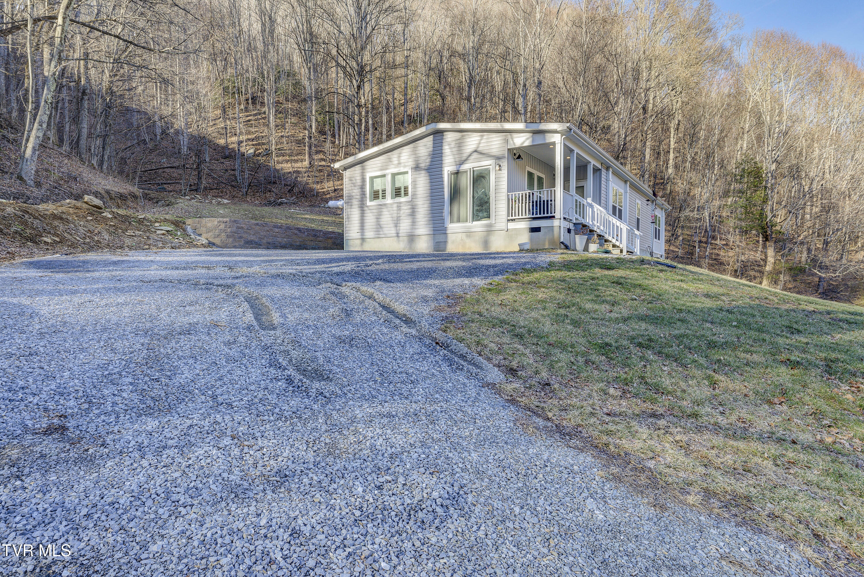 406 Mathis Road Flag Pond, TN 37657 - Photo 67 of 79 Mathis-78