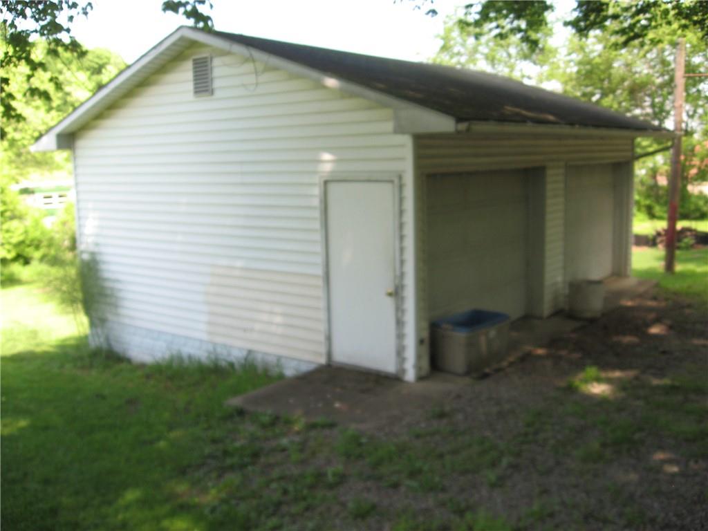 109 White Bridge Road Mount Pleasant, PA 15666 - Photo 3 of 13 Gallery Image 3