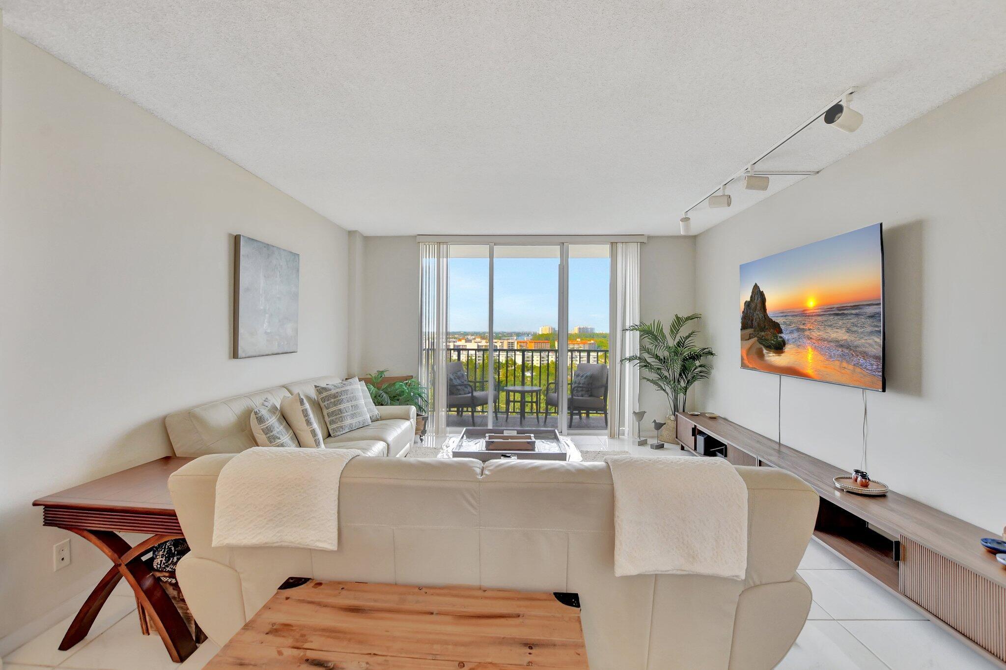 2121 North Ocean Boulevard, Unit 1406W Boca Raton, FL 33431 - Photo 11 of 55 7-web-or-mls-DSC_3341