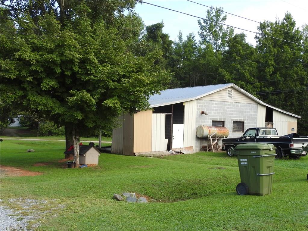 229 Timber Ridge Drive Lexington, NC 27292 - Photo 3 of 7 Gallery Image 3