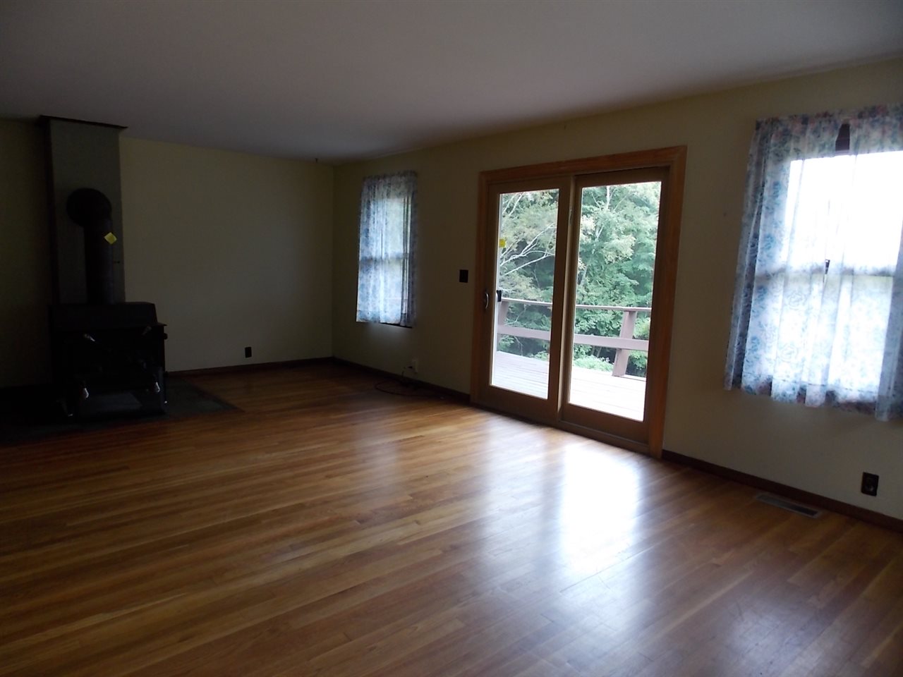 866 Old County Road North Waterford, VT 05819 - Photo 16 of 25