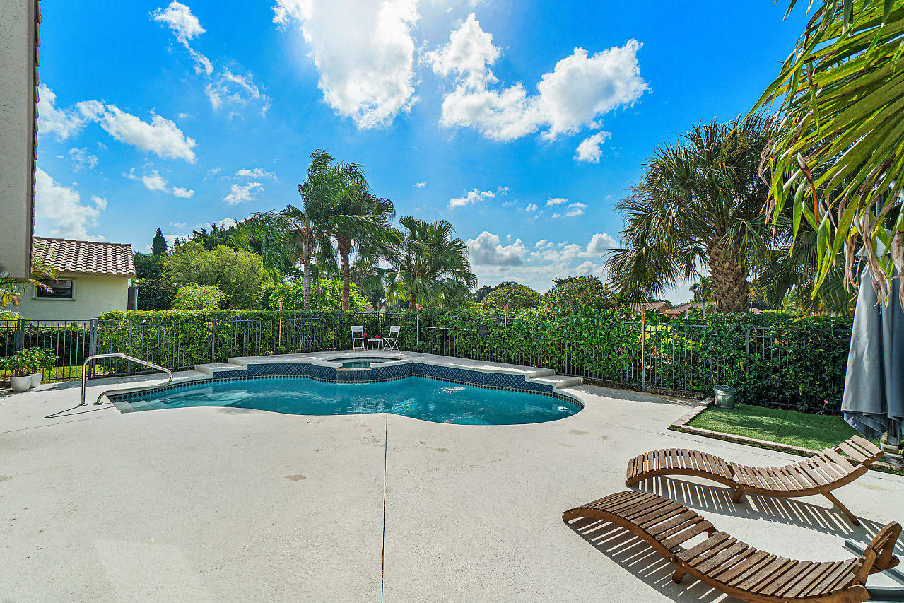 10210 Fresh Meadow Lane Boca Raton, FL 33498 - Photo 27 of 32 030-10210FreshMeadowLn-BocaRaton-FL-smal