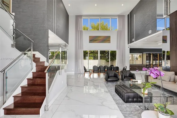 $2,680,000 | 10223 Northwest 75th Terrace, Doral, FL 33178