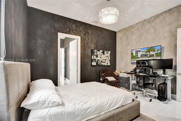 $2,680,000 | 10223 Northwest 75th Terrace, Doral, FL 33178