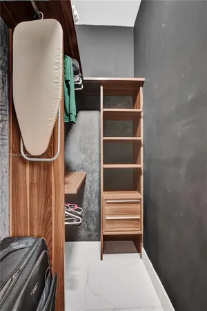 $2,680,000 | 10223 Northwest 75th Terrace, Doral, FL 33178