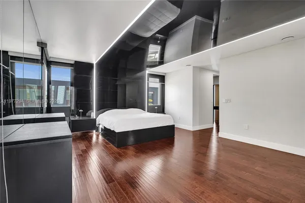 $2,680,000 | 10223 Northwest 75th Terrace, Doral, FL 33178