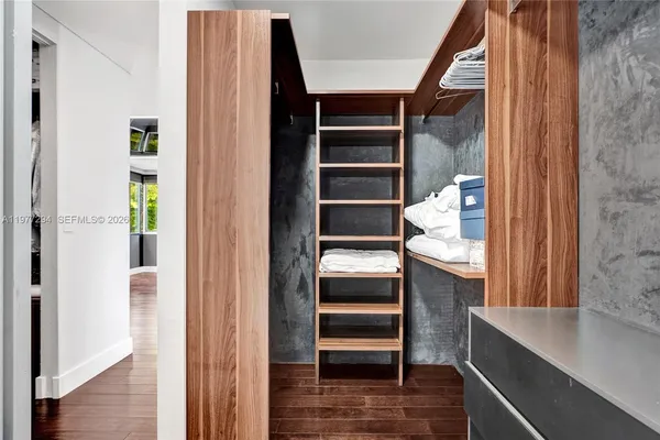 $2,680,000 | 10223 Northwest 75th Terrace, Doral, FL 33178