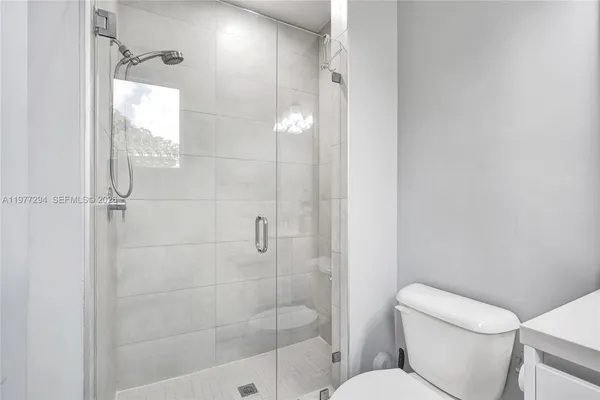 $2,680,000 | 10223 Northwest 75th Terrace, Doral, FL 33178