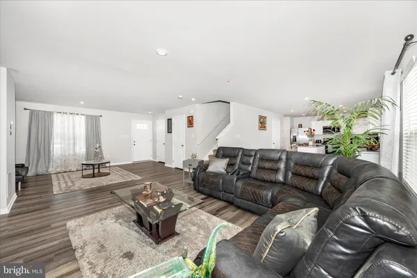 $450,000 | 106 Butterfield Avenue, Taneytown, MD 21787