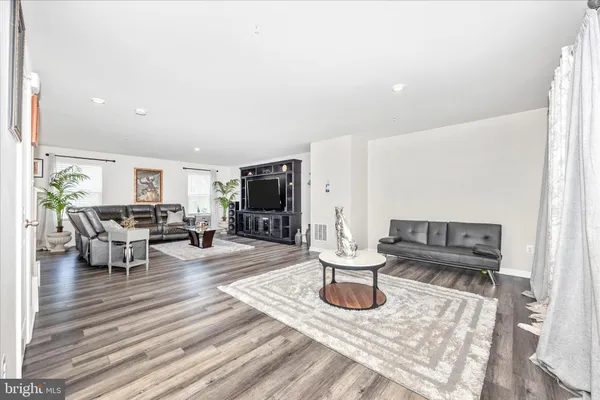 $450,000 | 106 Butterfield Avenue, Taneytown, MD 21787