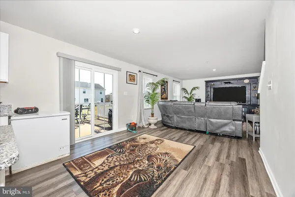 $450,000 | 106 Butterfield Avenue, Taneytown, MD 21787