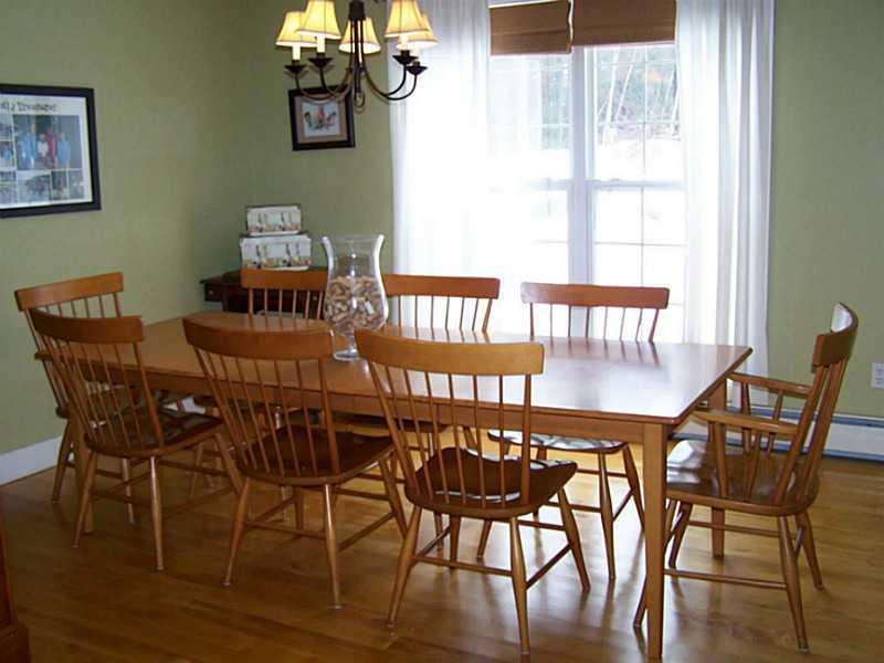 27 Stonebrook Road Windham, ME 04062 - Photo 8 of 35 Dining Room.