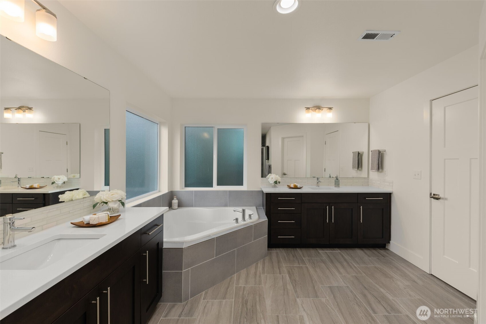 1126 199th Street Southeast Bothell, WA 98012 - Photo 23 of 40 Gallery Image 23