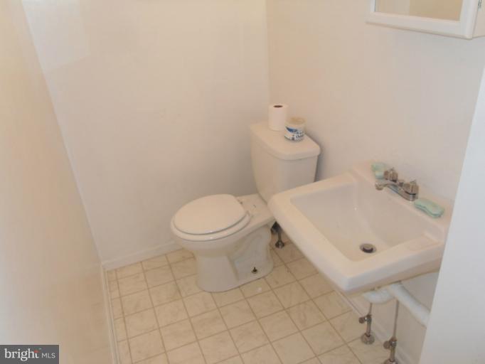 329 Redbud Road Edgewood, MD 21040 - Photo 9 of 15 1/2 Bath