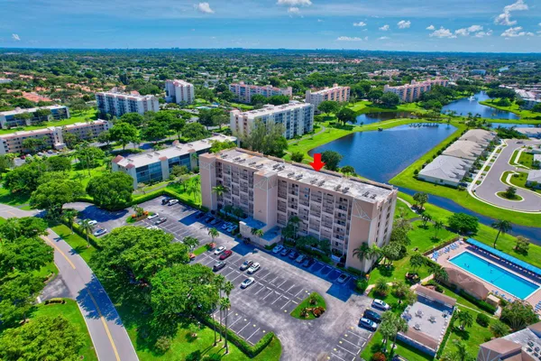 $2,500 | 6866 Huntington Lane, Unit 806, Delray Beach, FL 33446