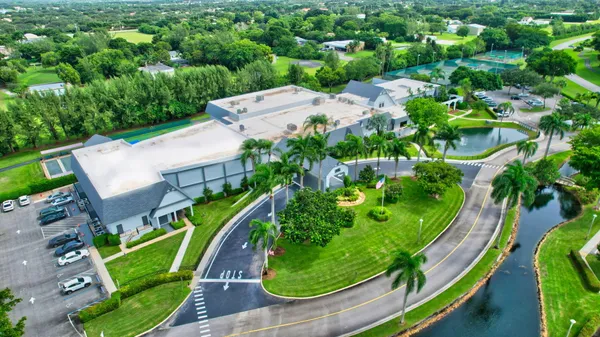 $2,500 | 6866 Huntington Lane, Unit 806, Delray Beach, FL 33446