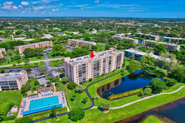 $2,500 | 6866 Huntington Lane, Unit 806, Delray Beach, FL 33446