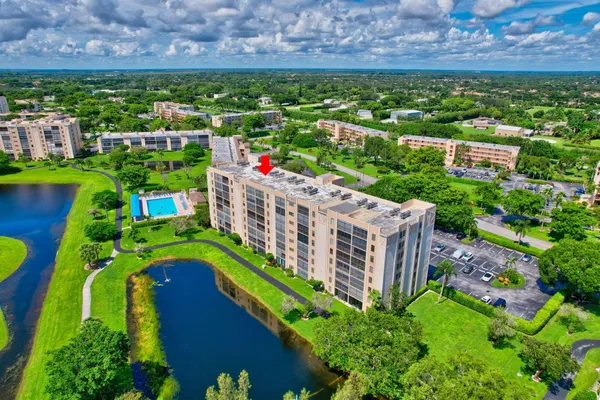 $2,500 | 6866 Huntington Lane, Unit 806, Delray Beach, FL 33446