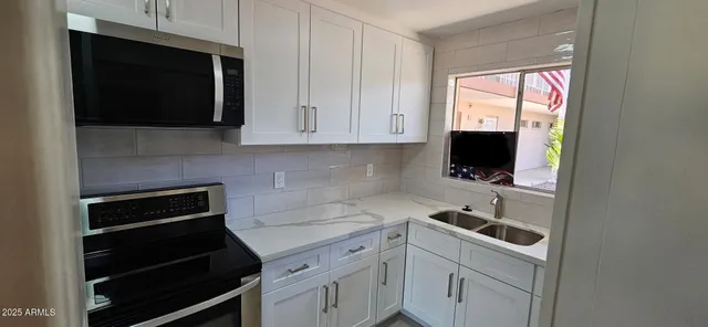 $189,000 | 10810 North Fairway Court West, Sun City, AZ 85351