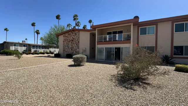 $189,000 | 10810 North Fairway Court West, Sun City, AZ 85351