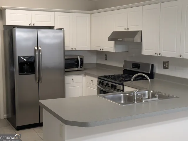 $2,450 | 1422 Fountain View Drive, Lawrenceville, GA 30043