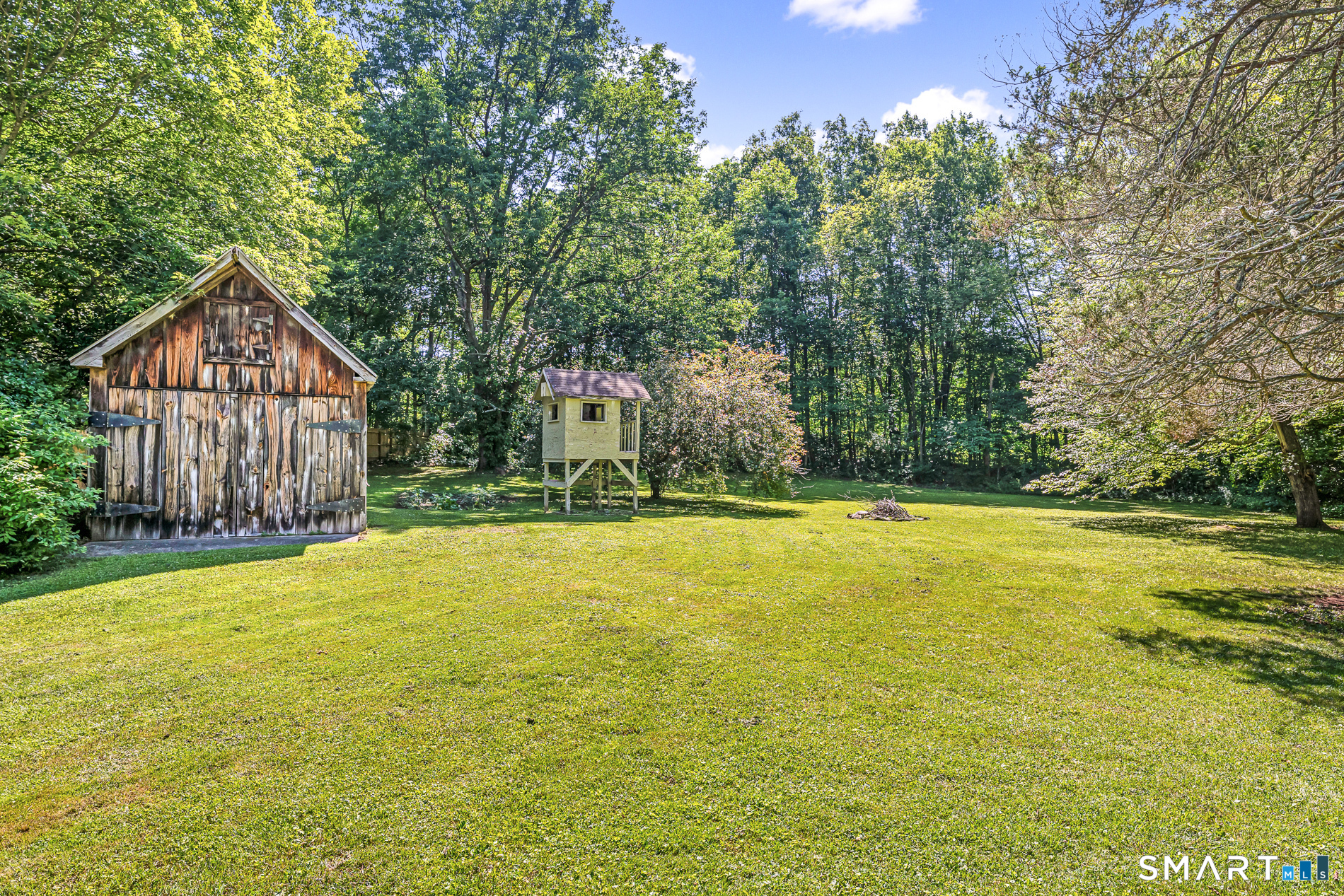 1070 Norwich Road Plainfield, CT 06374 - Photo 26 of 32