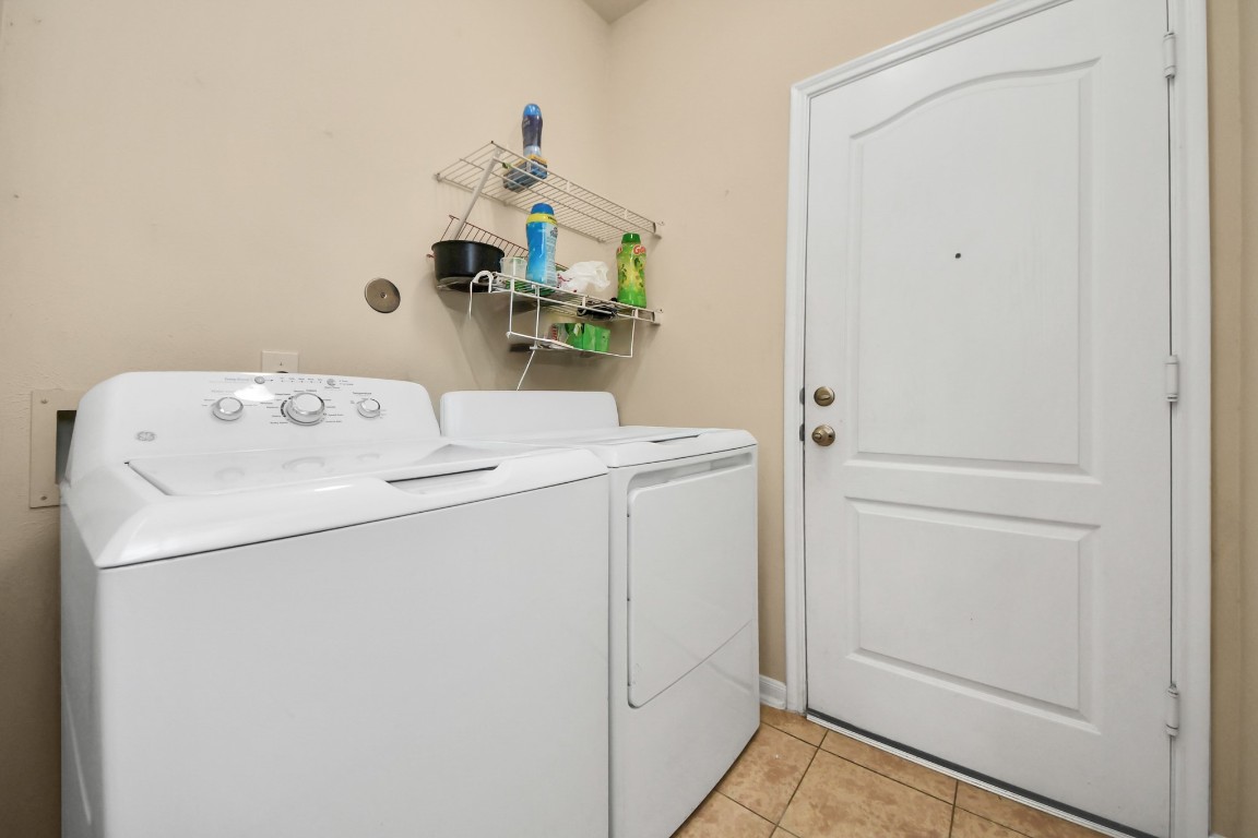 9307 Russeff Field Lane Rosenberg, TX 77469 - Photo 10 of 25